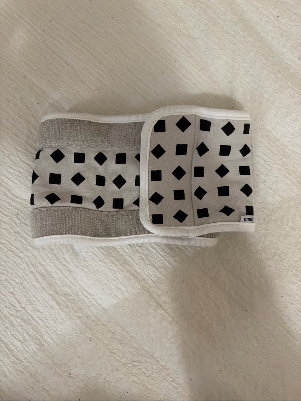 Nanit Pebble Grey Breathing Band
